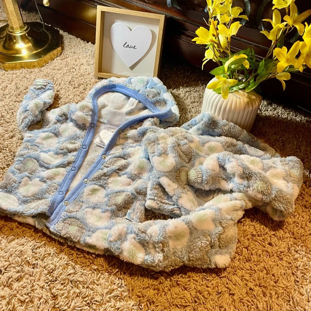 NWOT LITTLE AND LOVED 2 PC HOODED JACKET AND FEET IN PANTS SZ:0-3M BLUE GREY WHT